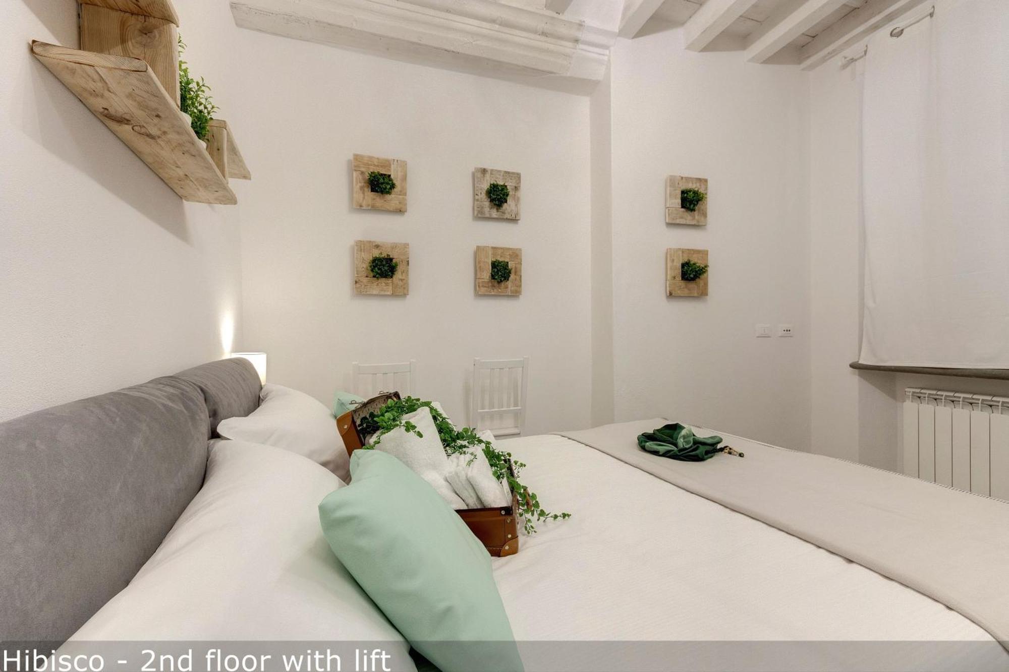 Vertical Garden Apartments By Mamo פירנצה מראה חיצוני תמונה